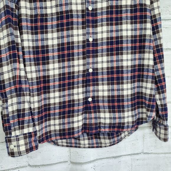 GAP plaid flannel button up long sleeve shacket - Picture 5 of 7